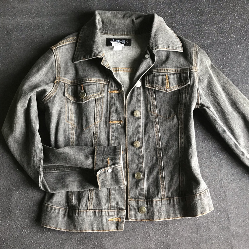 Lei Black Denim Jacket | MAKE ME AN OFFER 🤗